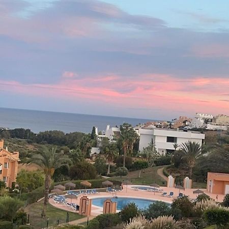 2 Bedroom Penthouse With A Private 360 Rooftop Terrace With Sea And Mountain Views Bahia de Casares 외부 사진