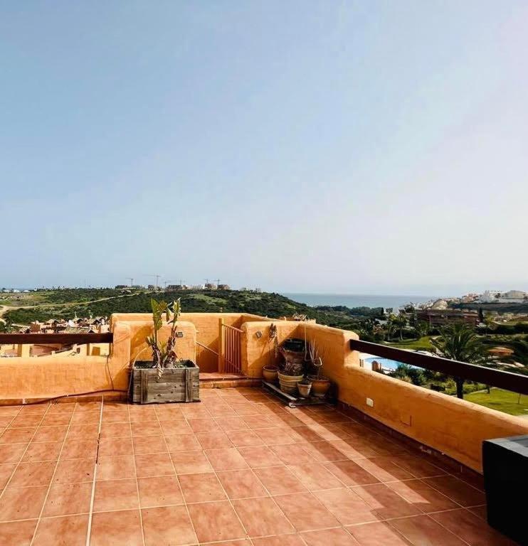 2 Bedroom Penthouse With A Private 360 Rooftop Terrace With Sea And Mountain Views Bahia de Casares 외부 사진